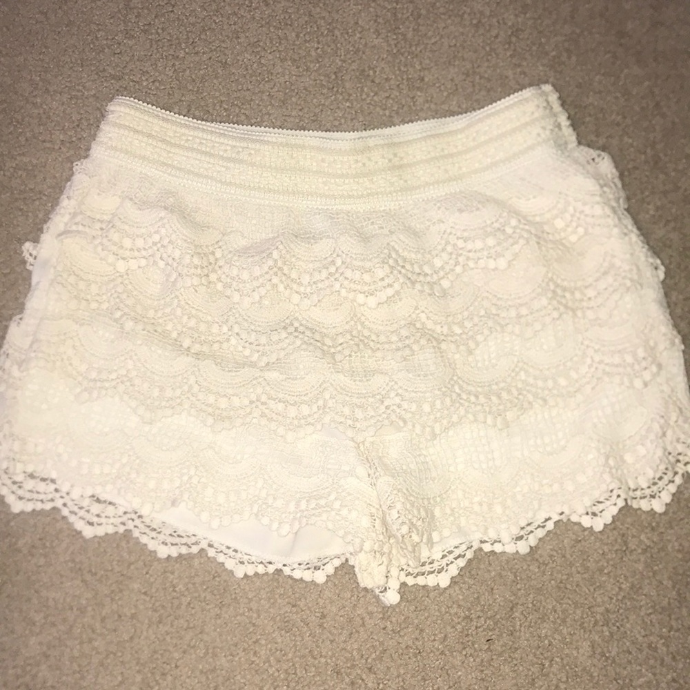 Shorts - Picture 2 of 6